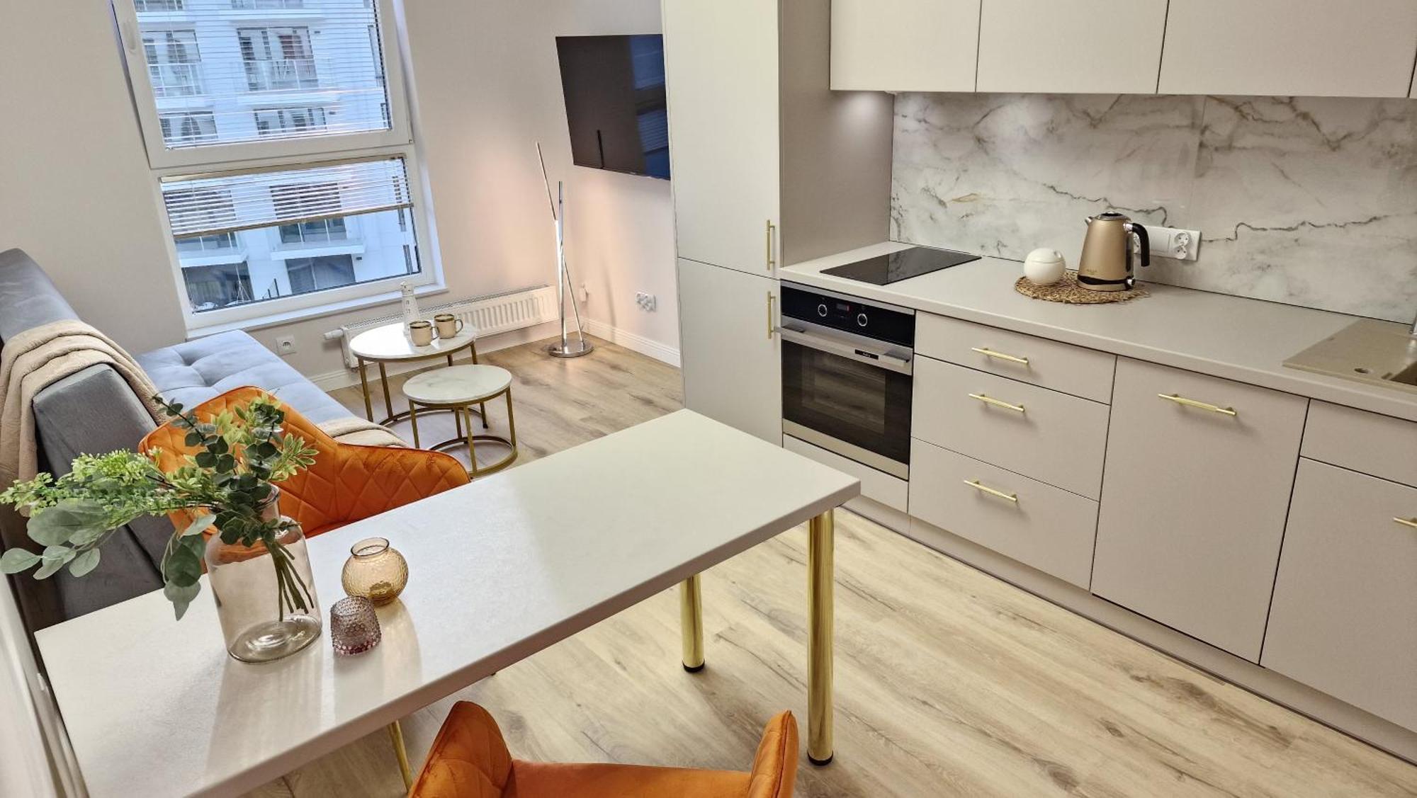 77 Flou Przystan Letnica, Parking & 800m Plaza Huoneisto